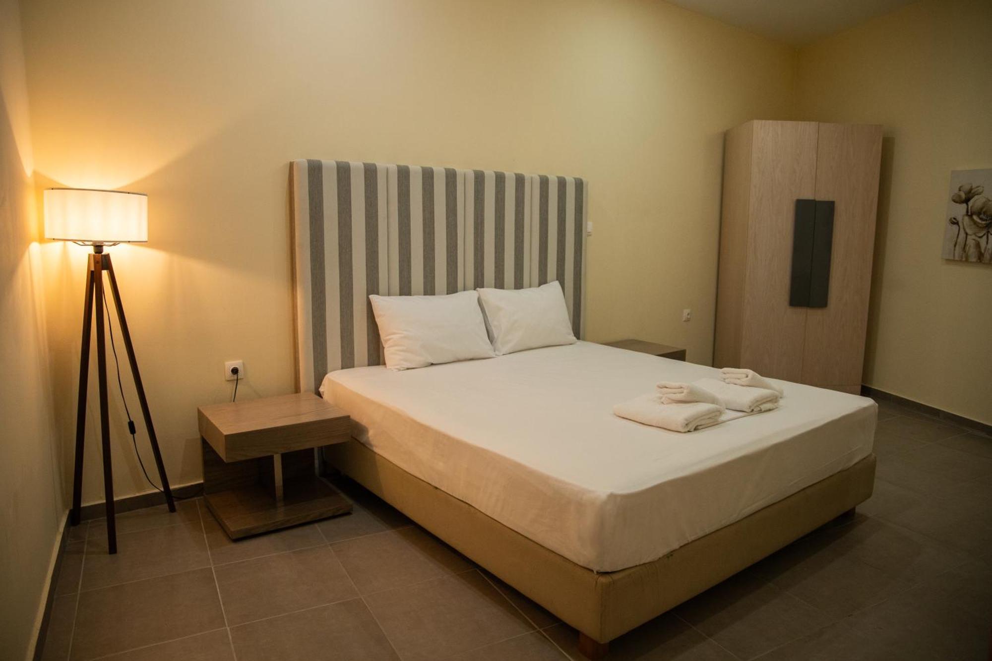 Sunset Inn Криопиги Экстерьер фото