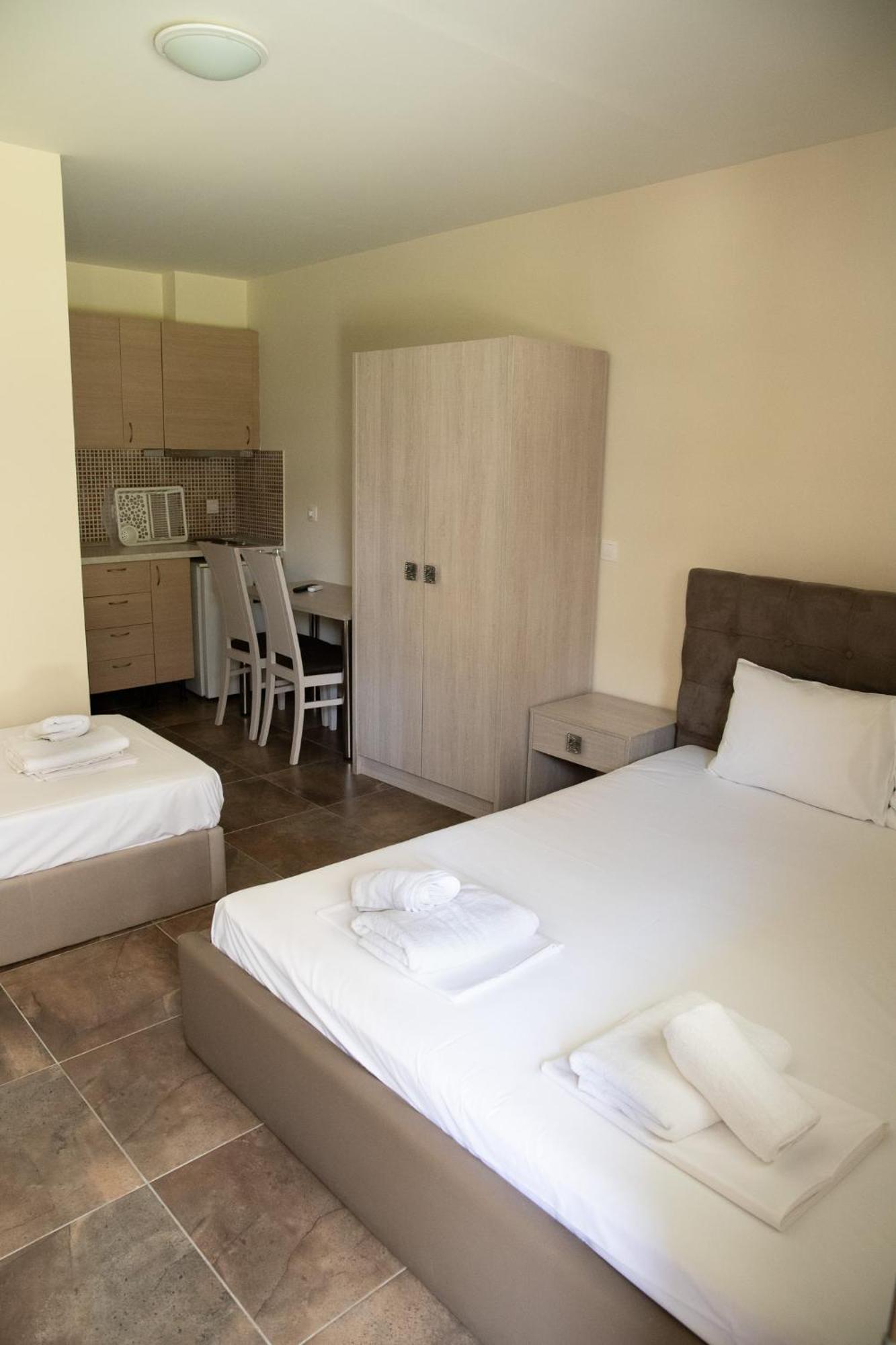 Sunset Inn Криопиги Экстерьер фото