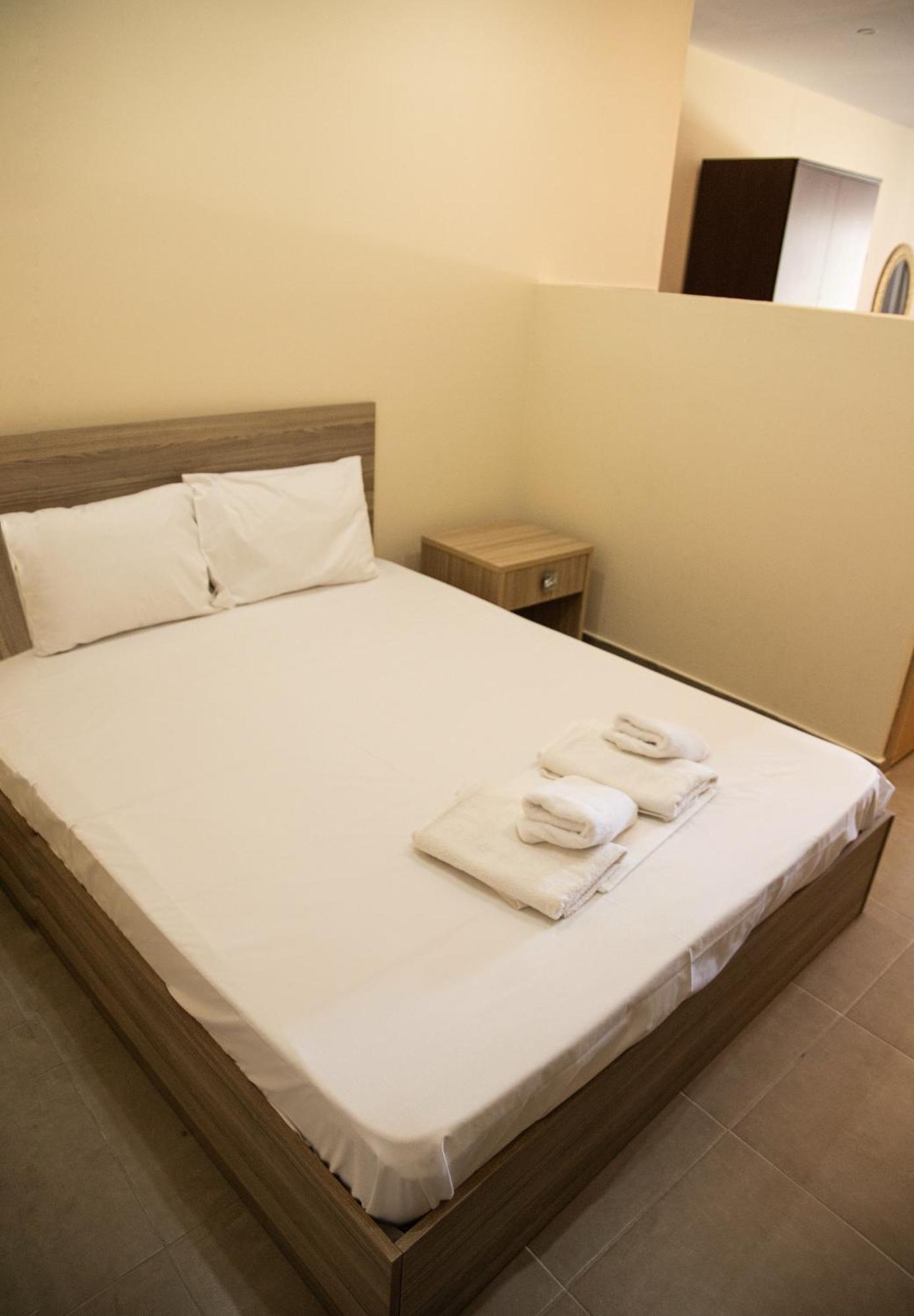 Sunset Inn Криопиги Экстерьер фото