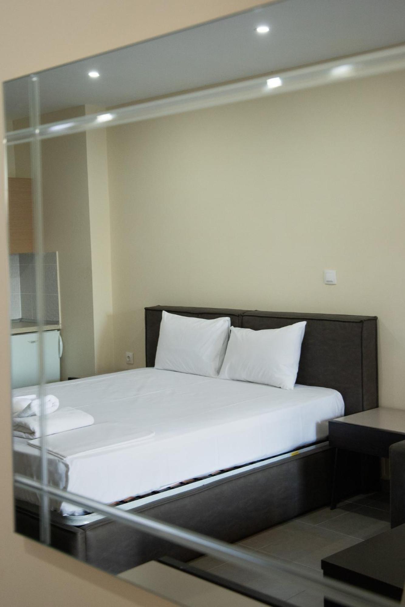Sunset Inn Криопиги Экстерьер фото