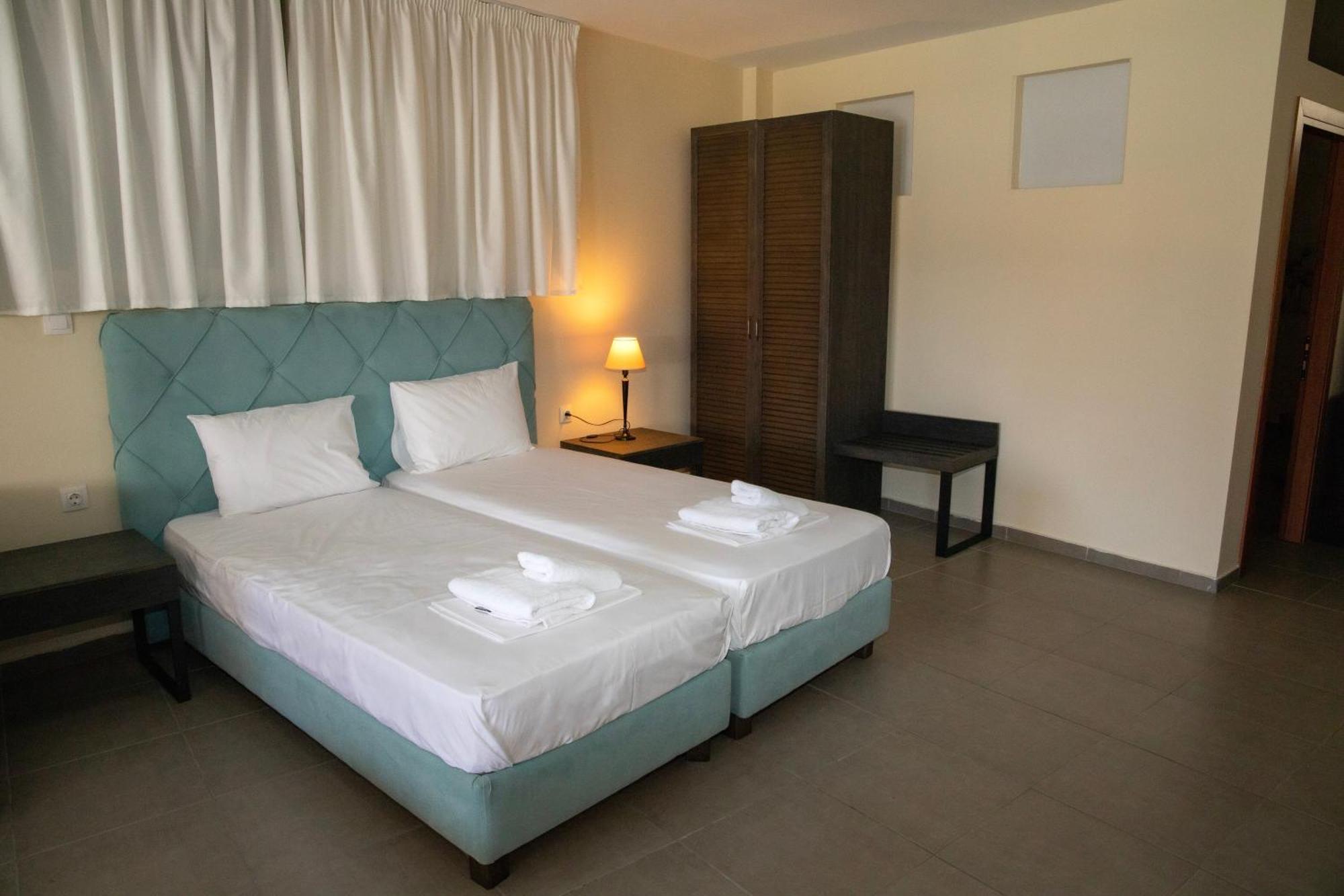 Sunset Inn Криопиги Экстерьер фото